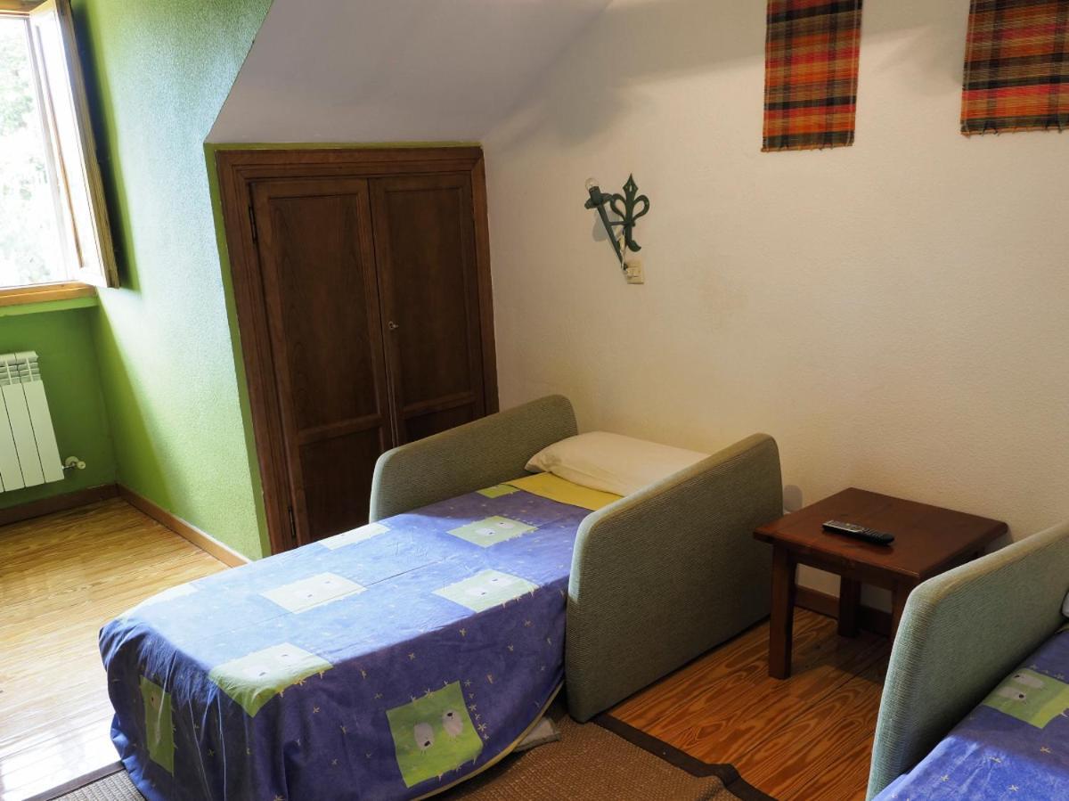 Hospedium Hostal Almanzor نافاريدوندا دي غريدوس المظهر الخارجي الصورة