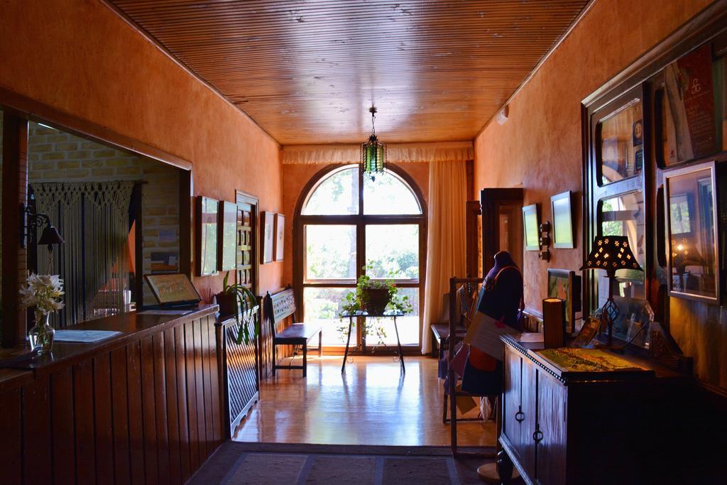Hospedium Hostal Almanzor نافاريدوندا دي غريدوس المظهر الخارجي الصورة