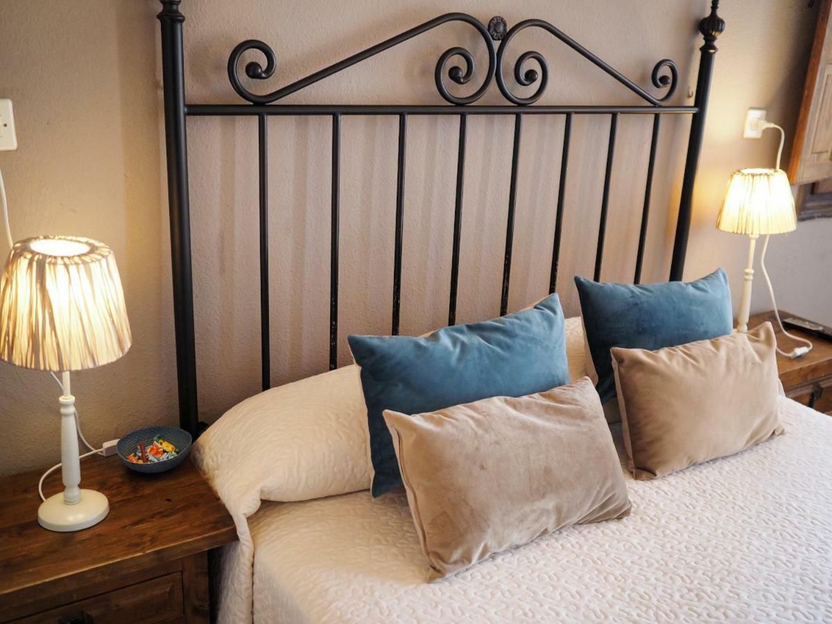 Hospedium Hostal Almanzor نافاريدوندا دي غريدوس المظهر الخارجي الصورة